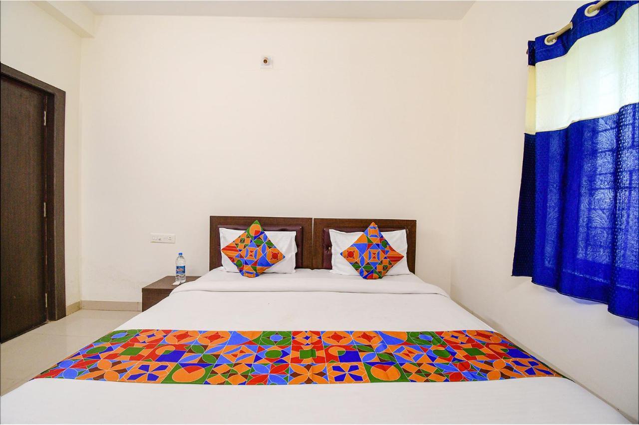 Fabexpress Sr Hotel Barang Exterior photo